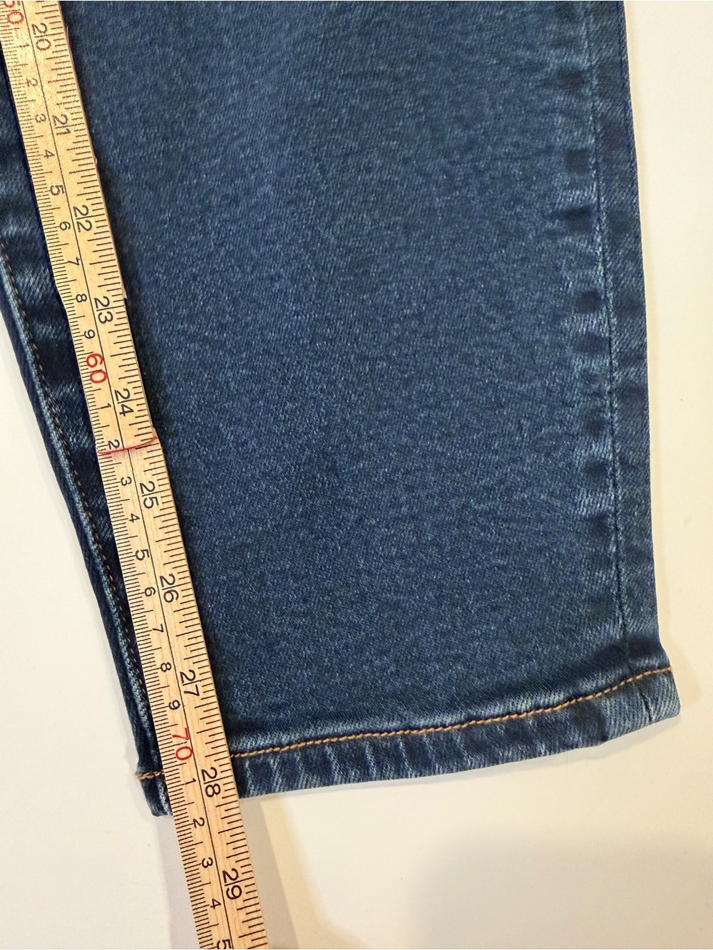 Kut from the Kloth Charlize Cigarette Leg Dark Blue Jeans size 12 - Picture 5 of 7